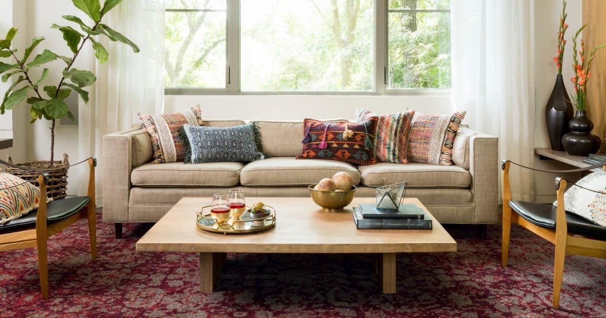 Adding Vintage Charm to Your Coffee Table