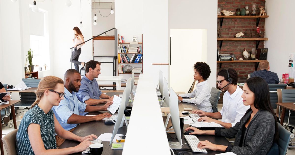 Maximizing Desk Depth for Productivity