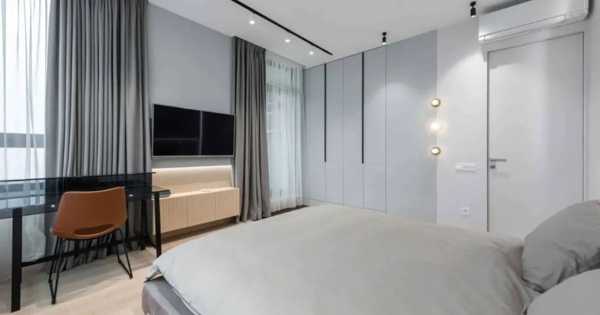 How High To Mount TV in Bedroom – 10 Great Tips