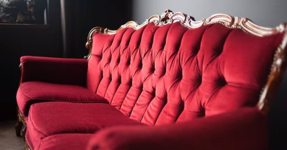Sigmund Freud’s Love for Chesterfield Sofas
